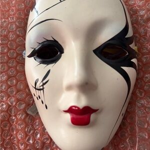 Vintage 80’s Mask